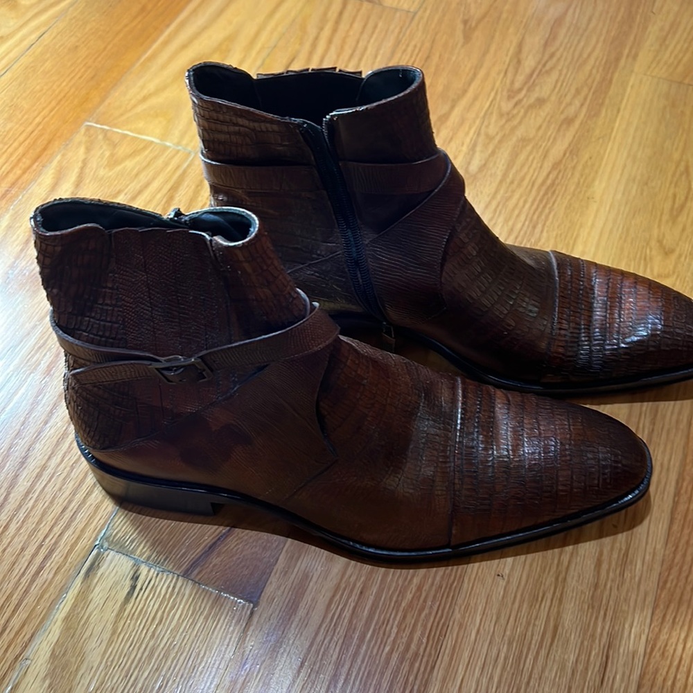 Jo Ghost Brown boots textured exotic skin size 13